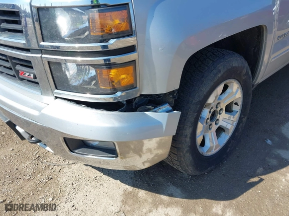 2015 Chevrolet Silverado 1500 LT with VIN 3GCUKREC0FG316716, listed as a IAAI auction lot 41908921 with 242,093 mi miles. Bid and sale history available at carsss.com. Image 19.