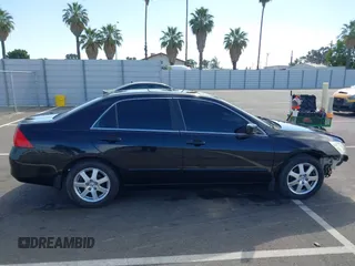 2006 Honda Accord LX с VIN 1HGCM66396A058277, выставлен на аукционе IAAI как лот 42651117 с пробегом 178 621 миль миль и . История ставок и продаж доступна на DreamBid. Изображение 14.