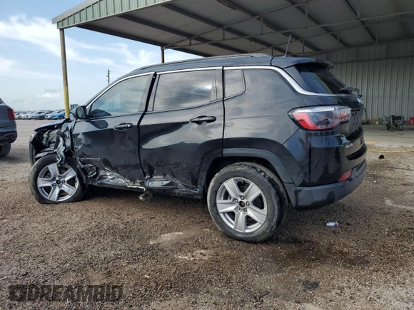 2022 Jeep Compass Latitude with VIN 3C4NJDBB1NT206270, listed as a Copart auction lot 52740675 with 64,709 mi miles and Clean Title. Bid and sale history available at DreamBid. Image 2.