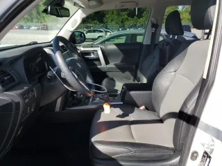 2021 Toyota 4Runner SR5 Premium with VIN JTENU5JR8M5936098, listed as a Copart auction lot 57581615 with 70,669 mi miles and Salvage title. Bid and sale history available at DreamBid. Image 7.