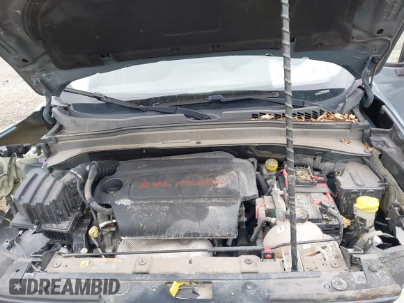 2017 Jeep Renegade Latitude with VIN ZACCJABB5HPF75067, listed as a IAAI auction lot 41493068 with 98,189 mi miles and . Bid and sale history available at DreamBid. Image 10.