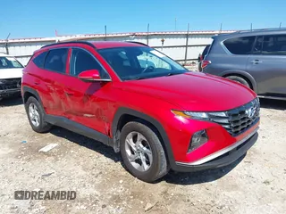 2023 Hyundai Tucson SEL z VIN 5NMJB3AE9PH280330, wystawiony jako IAAI lot #42352766 z przebiegiem 19 929 mil mil oraz . Historia ofert i sprzedaży dostępna na DreamBid. Obrazek 1.