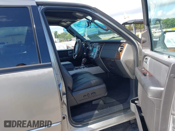 2008 Ford Expedition Limited с VIN 1FMFU19588LA32347, выставлен на аукционе IAAI как лот 42222100 с пробегом 80 134 миль миль и . История ставок и продаж доступна на DreamBid. Изображение 5.