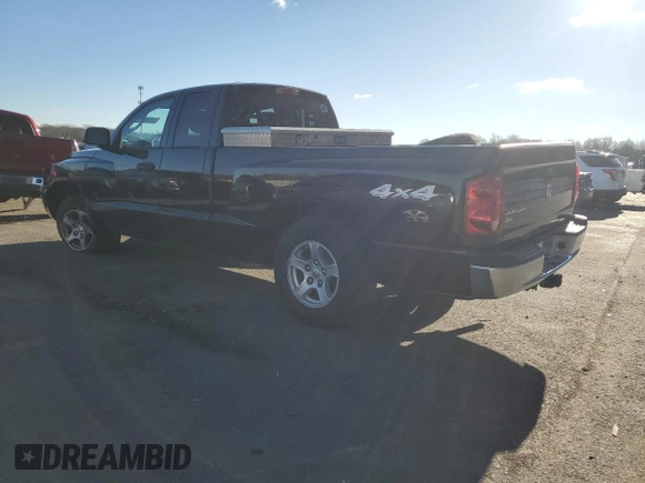 2006 Dodge Dakota SLT with VIN 1D7HW42K46S524262, listed as a Copart auction lot 82985654 with 124,170 mi miles and Salvage Title. Bid and sale history available at DreamBid. Image 2.