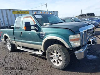 2008 Ford Super Duty F-250 SRW XL with VIN 1FTSX21528EA95945, listed as a IAAI auction lot 41460487 with 200,779 mi miles. Bid and sale history available at carsss.com. Image 1.