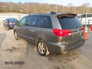 2005 Toyota Sienna XLE with VIN 5TDZA22C85S357440, listed as a IAAI auction lot 41227446 with 225,542 mi miles and . Bid and sale history available at DreamBid. Image 3.