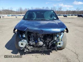 2022 Chevrolet Traverse LS with VIN 1GNEVFKW8NJ193745, listed as a Copart auction lot 50677525 with 41,041 mi miles and Salvage Title. Bid and sale history available at carsss.com. Image 5.