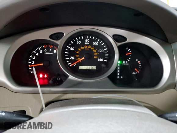 2004 Toyota Highlander z VIN JTEEP21A140057071, wystawiony jako Copart lot #61100575 z przebiegiem 123 763 mil mil oraz Szkoda całkowita • Salvage title. Historia ofert i sprzedaży dostępna na DreamBid. Obrazek 9.