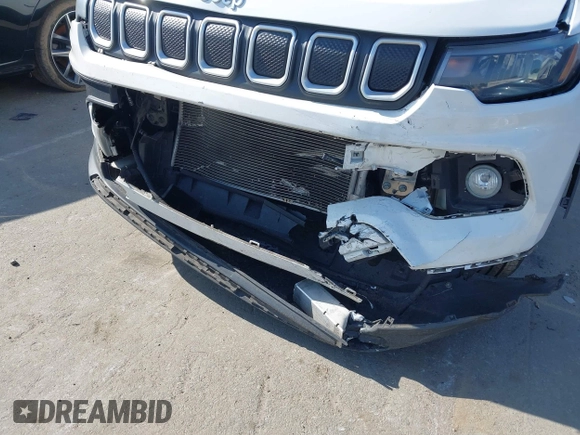 2022 Jeep Compass Latitude with VIN 3C4NJCBB1NT137963, listed as a IAAI auction lot 42027669 with 46,324 mi miles and . Bid and sale history available at DreamBid. Image 6.
