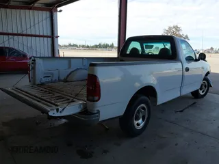 2000 Ford F-150 with VIN 1FTZF1721YKA10216, listed as a IAAI auction lot 41324560 with 382,055 mi miles and . Bid and sale history available at DreamBid. Image 4.
