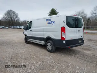 2019 Ford Transit с VIN 1FTYR1ZM8KKB50045, выставлен на аукционе IAAI как лот 41467897 с пробегом 106 525 миль миль и . История ставок и продаж доступна на DreamBid. Изображение 3.