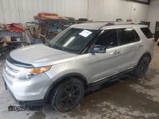 2013 Ford Explorer XLT z VIN 1FM5K8D81DGB63666, wystawiony jako IAAI lot #42211087 z przebiegiem 224 472 mil mil oraz . Historia ofert i sprzedaży dostępna na DreamBid. Obrazek 20.