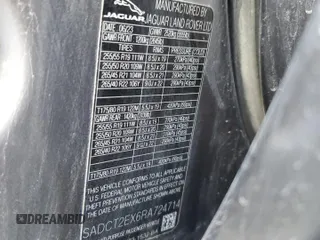 2024 Jaguar F-Pace R-Dynamic S z VIN SADCT2EX6RA724714, wystawiony jako Copart lot #80552264 z przebiegiem 29 727 mil mil oraz Szkoda całkowita • Salvage title. Historia ofert i sprzedaży dostępna na DreamBid. Obrazek 13.
