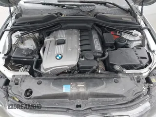 2007 BMW 5 Series 530i with VIN WBANE73537CM45085, listed as a IAAI auction lot 42044302 with 170,227 mi miles. Bid and sale history available at carsss.com. Image 10.