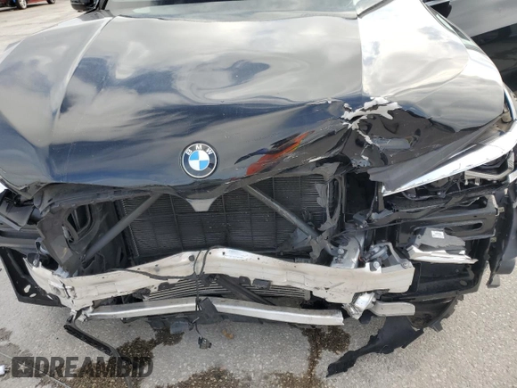 2021 BMW X5 sDrive40i z VIN 5UXCR4C00M9E01511, wystawiony jako Copart lot #54236305 z przebiegiem Nie podano mil oraz Szkoda całkowita • Salvage title. Historia ofert i sprzedaży dostępna na DreamBid. Obrazek 11.