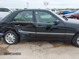 2000 Mercedes-Benz C 230 Kompressor z VIN WDBHA24G9YA851219, wystawiony jako IAAI lot #42392855 z przebiegiem 119 588 mil mil oraz . Historia ofert i sprzedaży dostępna na DreamBid. Obrazek 13.