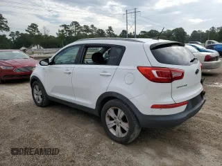 2012 Kia Sportage LX z VIN KNDPBCA23C7221128, wystawiony jako Copart lot #60333615 z przebiegiem Nie podano mil oraz Czysty tytuł • Clean title. Historia ofert i sprzedaży dostępna na DreamBid. Obrazek 2.