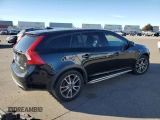 2016 Volvo V60 Cross Country T5 with VIN YV4612HK7G1003262, listed as a Copart auction lot 87332194 with 157,746 mi miles and Clean Title. Bid and sale history available at carsss.com. Image 3.
