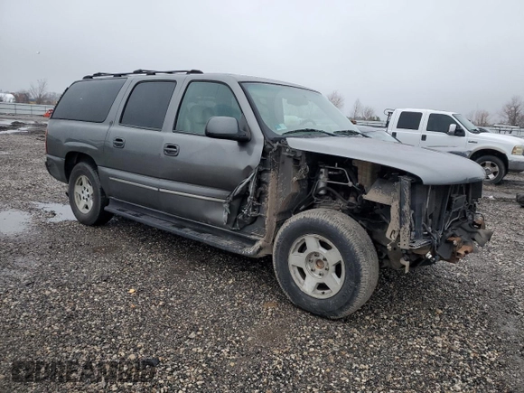 2001 Chevrolet Suburban LS with VIN 3GNEC16T31G203148, listed as a Copart auction lot 42713955 with 323,762 mi miles and Salvage Title. Bid and sale history available at carsss.com. Image 4.
