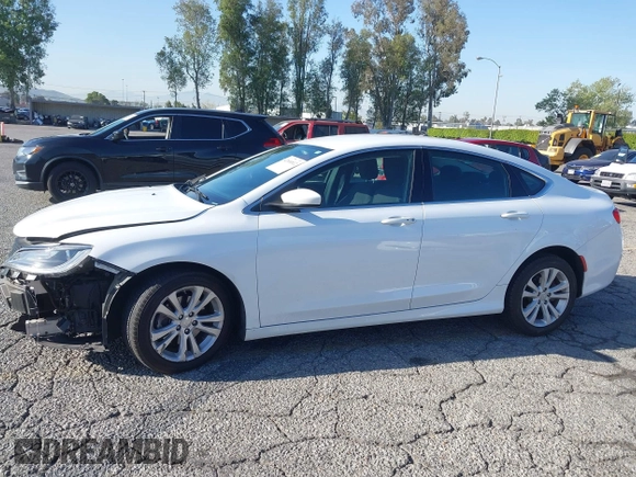 2015 Chrysler 200 Limited with VIN 1C3CCCAB2FN743877, listed as a IAAI auction lot 42000812 with 70,222 mi miles. Bid and sale history available at carsss.com. Image 15.