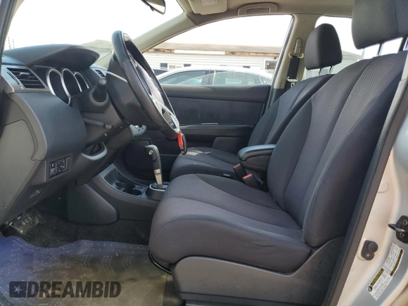 2007 Nissan Versa SL z VIN 3N1BC13E17L414305, wystawiony jako Copart lot #45171315 z przebiegiem 150 291 mil mil oraz Szkoda całkowita • Salvage title. Historia ofert i sprzedaży dostępna na DreamBid. Obrazek 7.