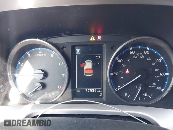 2017 Toyota RAV4 LE z VIN JTMZFREV8HJ118589, wystawiony jako IAAI lot #41975906 z przebiegiem 77 934 mil mil oraz . Historia ofert i sprzedaży dostępna na DreamBid. Obrazek 7.