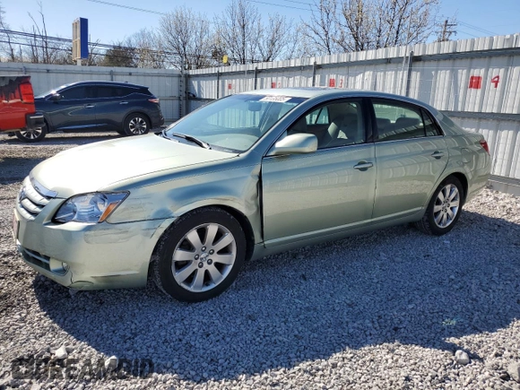 2005 Toyota Avalon XL with VIN 4T1BK36B15U037227, listed as a Copart auction lot 50135005 with 136,489 mi miles and Salvage Title. Bid and sale history available at DreamBid. Image 1.