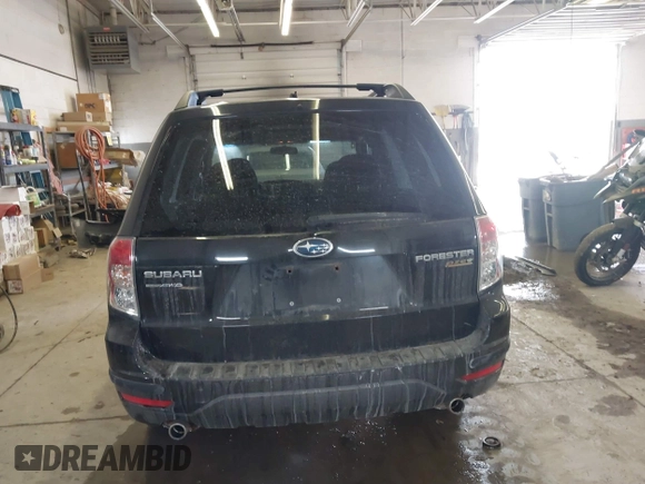 2010 Subaru Forester 2.5X Premium with VIN JF2SH6CC1AG728883, listed as a IAAI auction lot 41536308 with 81,155 mi miles. Bid and sale history available at carsss.com. Image 16.