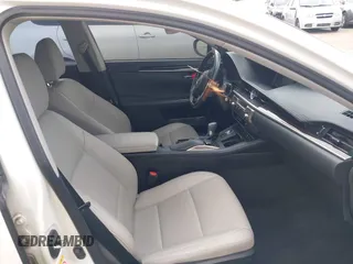 2018 Lexus ES with VIN 58ABK1GG6JU112716, listed as a IAAI auction lot 41915706 with 59,793 mi miles. Bid and sale history available at carsss.com. Image 5.