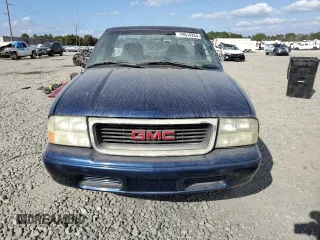 2002 GMC Sonoma SL with VIN 1GTCS145028170950, listed as a Copart auction lot 79618264 with 0 mi miles and Salvage Title. Bid and sale history available at carsss.com. Image 5.