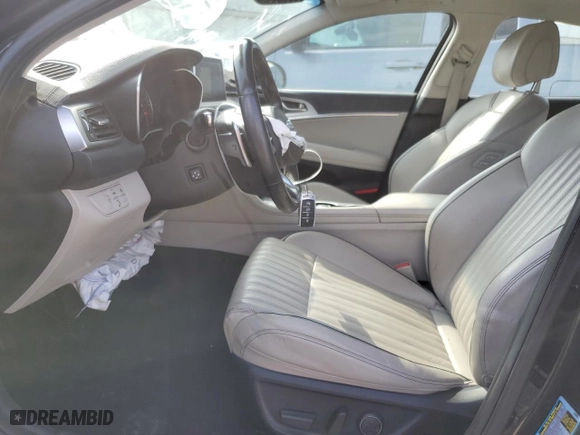 2019 Genesis G70 2.0T Advanced with VIN KMTG34LA6KU031624, listed as a Copart auction lot 42778384 with 68,370 mi miles. Bid and sale history available at carsss.com. Image 7.