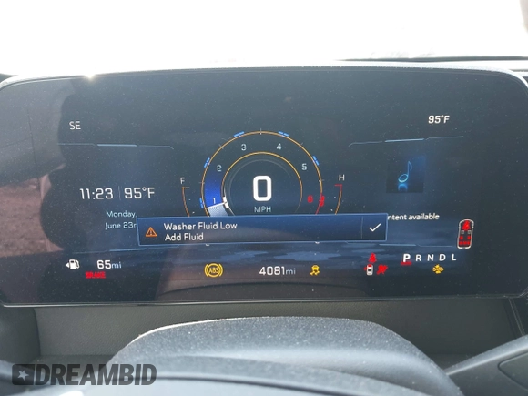 2025 Chevrolet Traverse FWD LT with VIN 1GNERGRS7SJ144304, listed as a IAAI auction lot 42522424 with 4,081 mi miles and . Bid and sale history available at DreamBid. Image 7.