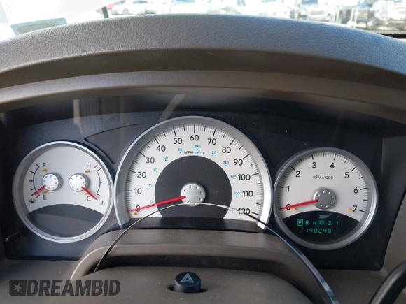 2007 Dodge Dakota SLT with VIN 1D7HE48N47S144084, listed as a IAAI auction lot 41798243 with 190,248 mi miles and . Bid and sale history available at carsss.com. Image 7.