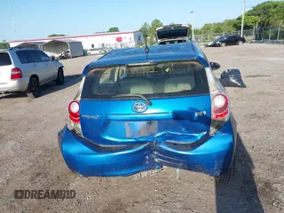 2012 Toyota Prius c One with VIN JTDKDTB34C1026833, listed as a IAAI auction lot 42001552 with 224,426 mi miles. Bid and sale history available at carsss.com. Image 16.