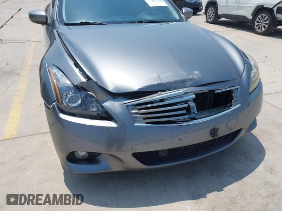 2015 Infiniti Q60 S Limited с VIN JN1CV6EK4FM871676, выставлен на аукционе IAAI как лот 42254354 с пробегом 105 934 миль миль и . История ставок и продаж доступна на DreamBid. Изображение 6.