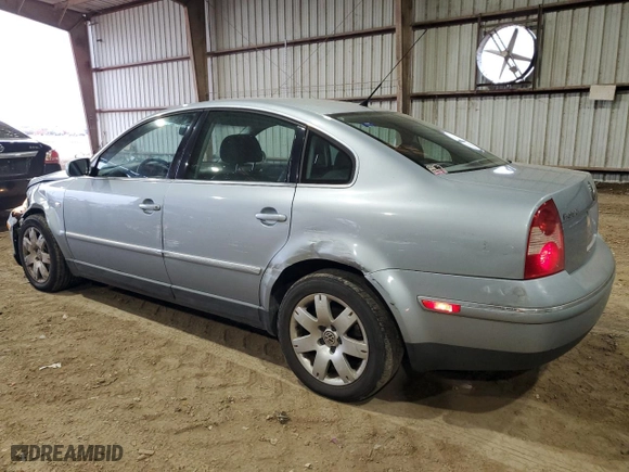 2003 Volkswagen Passat GLX with VIN WVWTH63BX3P110684, listed as a Copart auction lot 86474724 with 225,717 mi miles and Salvage Title. Bid and sale history available at carsss.com. Image 2.