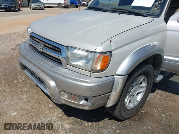 2000 Toyota 4Runner Limited with VIN JT3GN87R1Y0164022, listed as a IAAI auction lot 41990999 with 337,094 mi miles and . Bid and sale history available at DreamBid. Image 12.