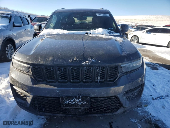 2024 Jeep Grand Cherokee Altitude with VIN 1C4RJHAG6RC706352, listed as a Copart auction lot 41513985 with 11,750 mi miles and Salvage Title. Bid and sale history available at carsss.com. Image 5.