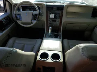2012 Lincoln Navigator z VIN 5LMJJ2H57CEL08358, wystawiony jako Copart lot #56099615 z przebiegiem 226 170 mil mil oraz Szkoda całkowita • Salvage title. Historia ofert i sprzedaży dostępna na DreamBid. Obrazek 8.