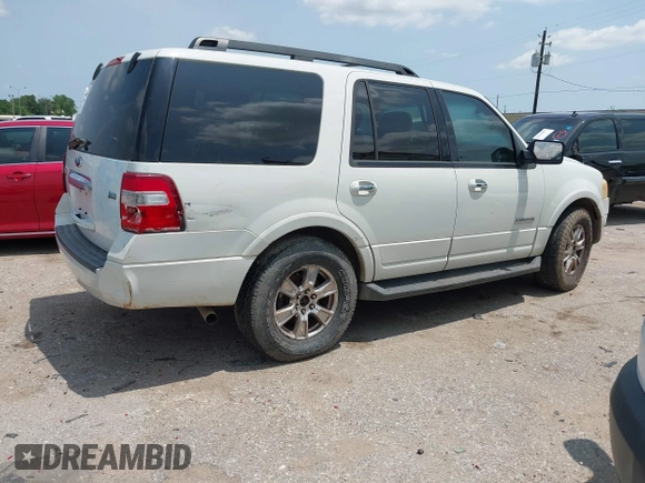 2008 Ford Expedition SSV с VIN 1FMFU15528LA43415, выставлен на аукционе IAAI как лот 42372235 с пробегом 281 819 миль миль и . История ставок и продаж доступна на DreamBid. Изображение 4.