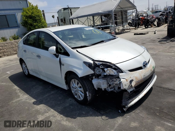2014 Toyota Prius with VIN JTDKN3DP9E3053840, listed as a Copart auction lot 61880475 with 50,179 mi miles and Salvage title. Bid and sale history available at DreamBid. Image 4.