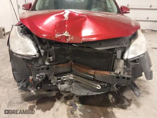 2010 Chevrolet Traverse LT w/1LT with VIN 1GNLRFED5AS141211, listed as a IAAI auction lot 41407190 with 189,101 mi miles. Bid and sale history available at carsss.com. Image 6.