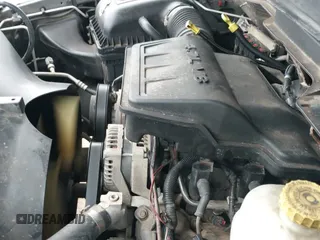 2010 Dodge 1500 ST z VIN 1D7RB1GP2AS248756, wystawiony jako IAAI lot #41478178 z przebiegiem 268 353 mil mil oraz . Historia ofert i sprzedaży dostępna na DreamBid. Obrazek 19.