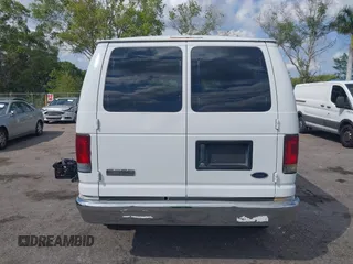 2006 Ford Econoline Passenger XL с VIN 1FBNE31L56HA16176, выставлен на аукционе IAAI как лот 41810908 с пробегом 300 850 миль миль и . История ставок и продаж доступна на DreamBid. Изображение 16.