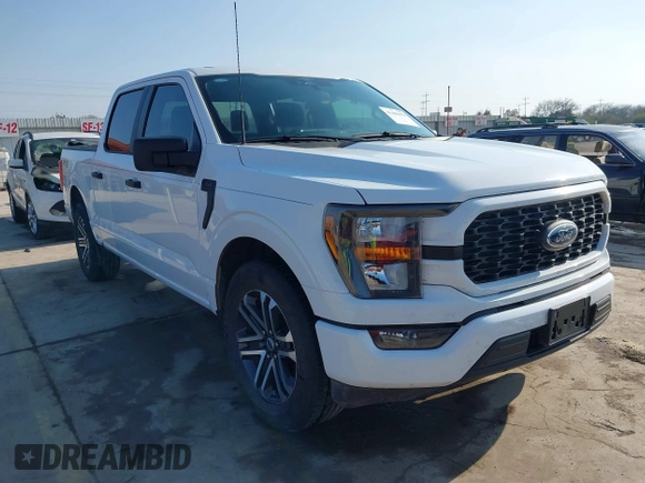 2023 Ford F-150 XL z VIN 1FTEW1CPXPKF87647, wystawiony jako IAAI lot #41486870 z przebiegiem 23 609 mil mil oraz . Historia ofert i sprzedaży dostępna na DreamBid. Obrazek 1.
