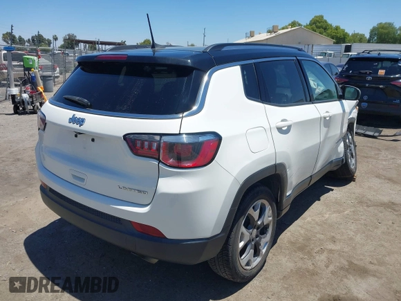 2018 Jeep Compass Limited z VIN 3C4NJCCB7JT410882, wystawiony jako IAAI lot #42536532 z przebiegiem 70 404 mil mil oraz . Historia ofert i sprzedaży dostępna na DreamBid. Obrazek 4.
