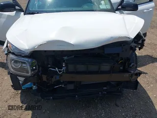 2024 Hyundai Venue Limited with VIN KMHRC8A33RU297093, listed as a IAAI auction lot 42553398 with 5,947 mi miles and . Bid and sale history available at DreamBid. Image 6.