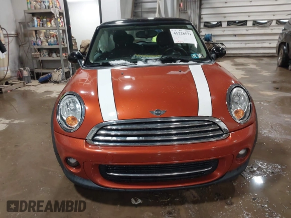 2012 MINI Hardtop with VIN WMWSU3C59CT260953, listed as a IAAI auction lot 41228571 with 138,313 mi miles and . Bid and sale history available at DreamBid. Image 12.