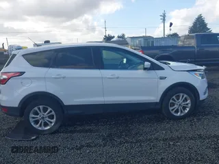 2017 Ford Escape SE with VIN 1FMCU9G97HUE98112, listed as a IAAI auction lot 41681438 with 71,837 mi miles. Bid and sale history available at carsss.com. Image 13.