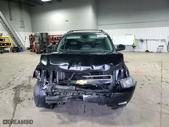 2012 Chevrolet Avalanche LT with VIN 3GNTKFE71CG146995, listed as a Copart auction lot 44611575 with 325,287 mi miles and Salvage Title. Bid and sale history available at carsss.com. Image 11.